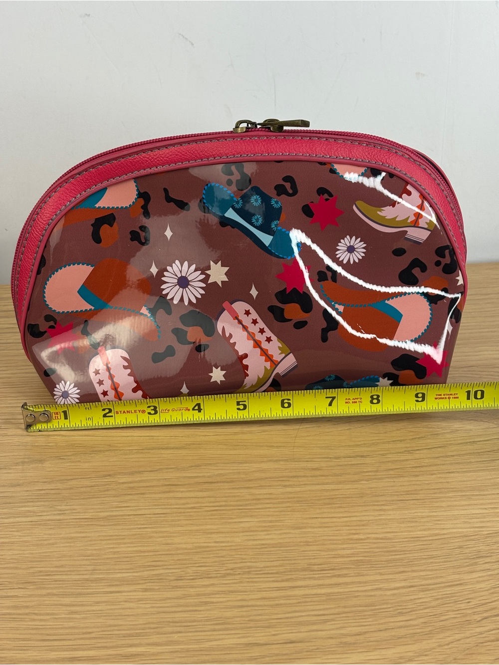 Catchfly Studios Jelly Dome Vintage Hats and Boots Cosmetic Bag LIKE NEW! - Picture 13 of 13